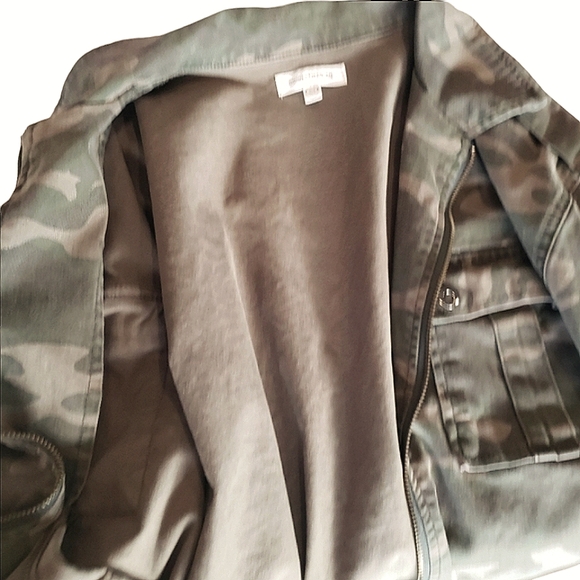 Good American Washed Camo Print Military Style Jacket Size 0/1 - S/M - Picture 11 of 13